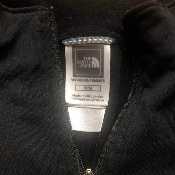 The North Face Essential Half Zip Pullover - Picture 3 of 5